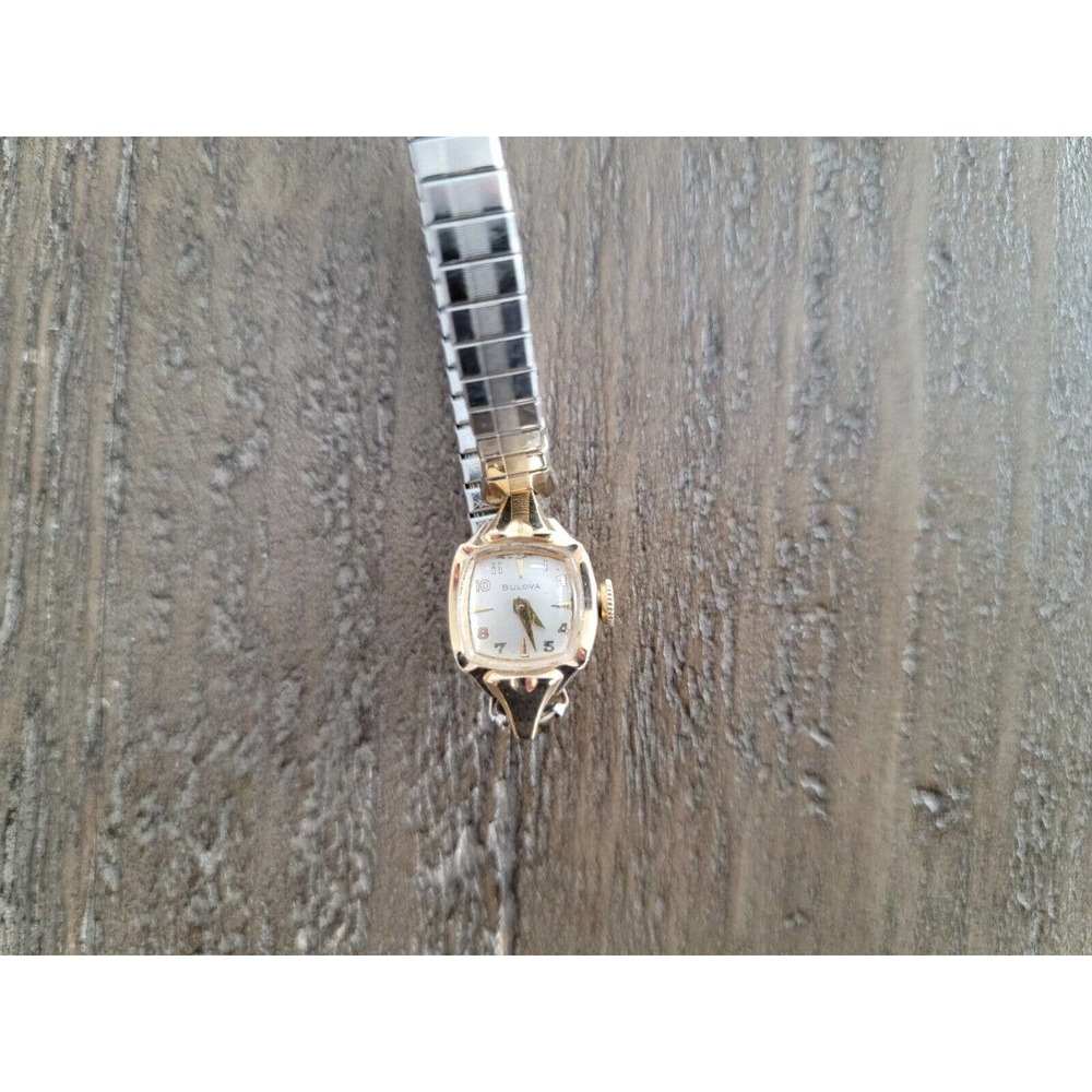 Womens Vintage Bulova 17 Jewels Wrist Watch Gold Silver - Picture 2 of 6